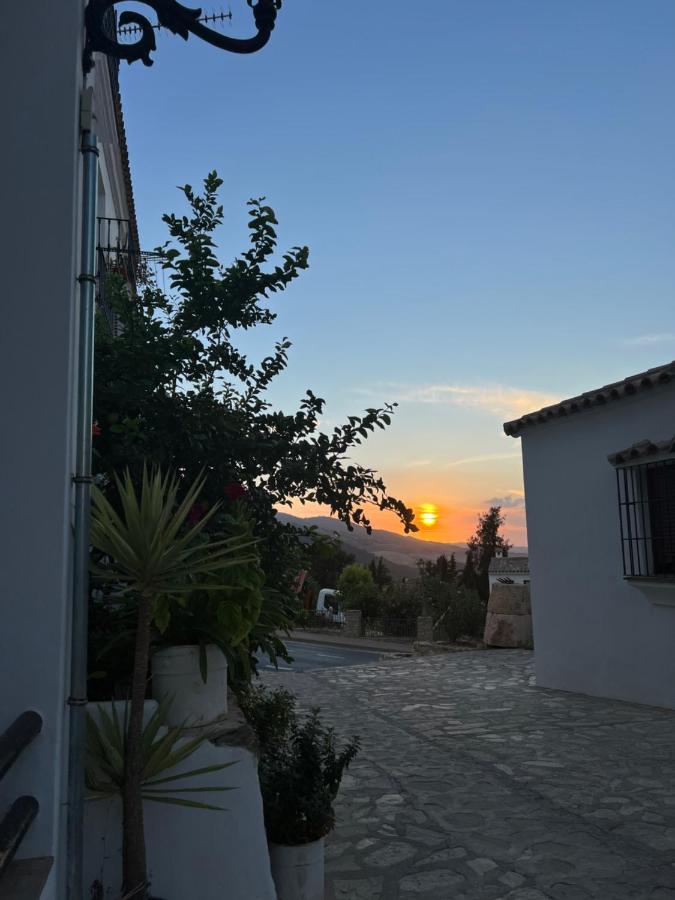 Casa Atardecer Lejlighed Zahara De La Sierra Eksteriør billede